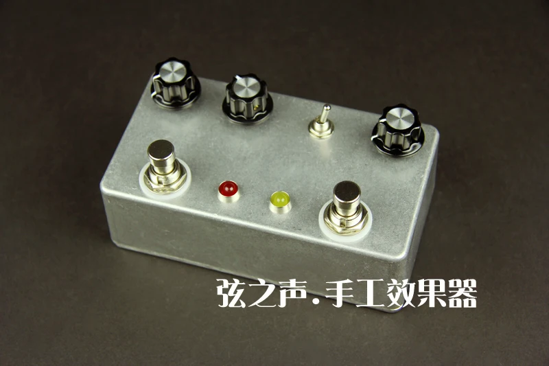 DIY MOD Fuzz Foxx Tone Machine Pedal Electric Guitar Stomp Box Effects Amplifier AMP Acoustic Bass Accessories
DIY MOD Fuzz Foxx Tone Machine Pedal Electric Guitar Stomp Box Effects Amplifier AMP Acoustic Bass Accessories