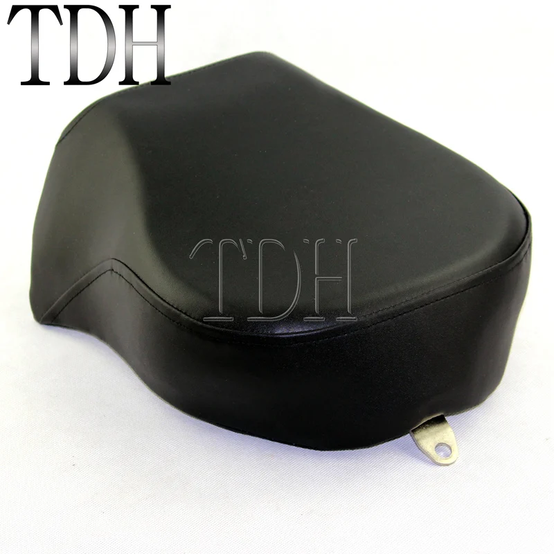 Black Rear Passenger Seat Pillow Cushion Cover For Harley Sportster XL 883 XL 1200 XL883L XL883C XL883N XL1200N Nightster 07-13
Black Rear Passenger Seat Pillow Cushion Cover For Harley Sportster XL 883 XL 1200 XL883L XL883C XL883N XL1200N Nightster 07-13
