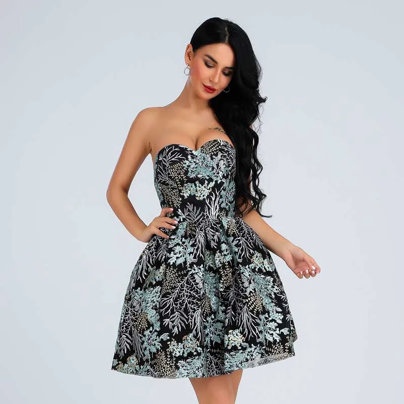 wholesale 2019 summer Newest Women dress black Strapless sexy Ball Gown Celebrity Cocktail party dress
wholesale 2019 summer Newest Women dress black Strapless sexy Ball Gown Celebrity Cocktail party dress