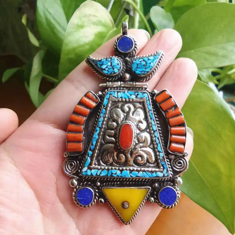 TBP458 Indian Vintage Jewelry Copper Inlaid Colorful Stone Pendants Big Butterfly
TBP458 Indian Vintage Jewelry Copper Inlaid Colorful Stone Pendants Big Butterfly
