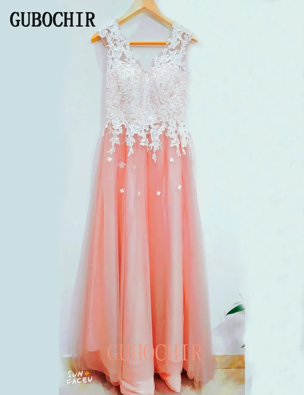 2019 New Style! Scoop Appliques Tulle Illusion Custom-Made Evening Dresses For Women Evening Dresses Online
2019 New Style! Scoop Appliques Tulle Illusion Custom-Made Evening Dresses For Women Evening Dresses Online