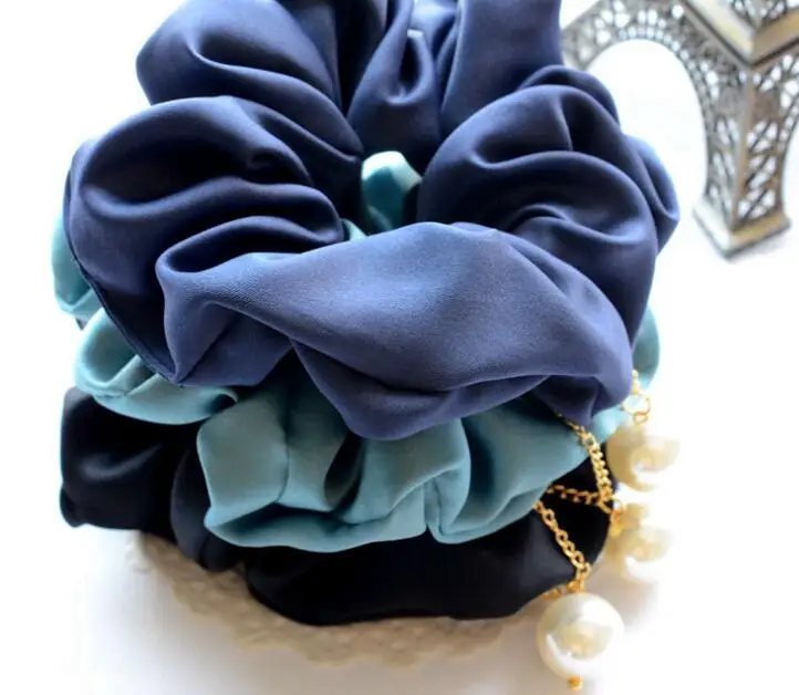 Free shipping Fashion women solid hair bands lovely beads pendant hair scrunchies girl's hair tie accessories ponytail holder
Free shipping Fashion women solid hair bands lovely beads pendant hair scrunchies girl's hair tie accessories ponytail holder