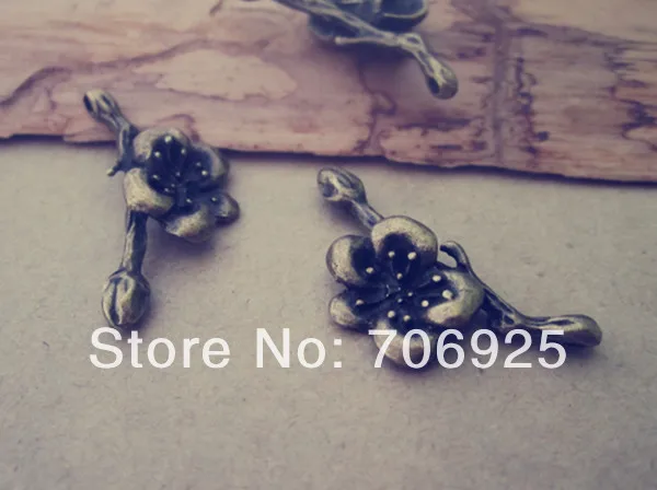 40pcs/lot 24mmx31mm Antique bronze flowers necklace pendant charm Flowers Bracelet Charm Fashion Metal Charm
40pcs/lot 24mmx31mm Antique bronze flowers necklace pendant charm Flowers Bracelet Charm Fashion Metal Charm