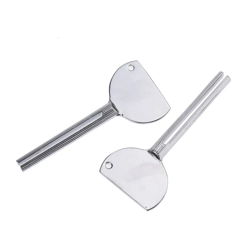 1pc Salon Key Tube Squeezer Hair Coloring Cream Baked Ointment Paste Dispenser Styling Tools
1pc Salon Key Tube Squeezer Hair Coloring Cream Baked Ointment Paste Dispenser Styling Tools