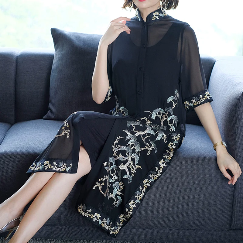 Hot Sale Summer long dress New elegant Style Retro Stand Collar Dress Temperament embroidery Flower Female Dresses 2 pieces
Hot Sale Summer long dress New elegant Style Retro Stand Collar Dress Temperament embroidery Flower Female Dresses 2 pieces