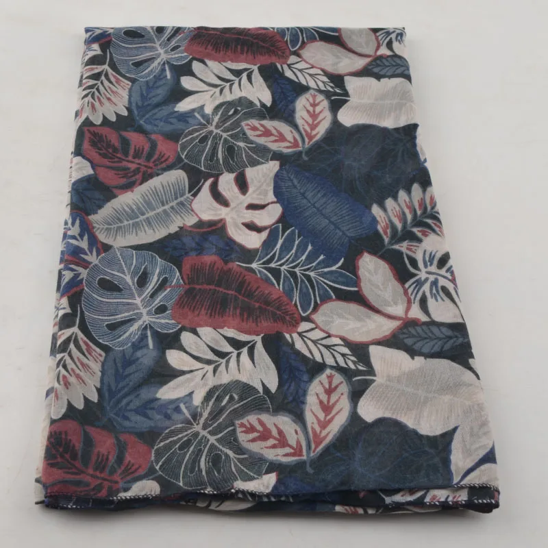 Women winter 2019,leaves printing scarf,cotton viscose hijab,viscose scarf,Shawls and scarves,shawls wraps,british style,cape
Women winter 2019,leaves printing scarf,cotton viscose hijab,viscose scarf,Shawls and scarves,shawls wraps,british style,cape