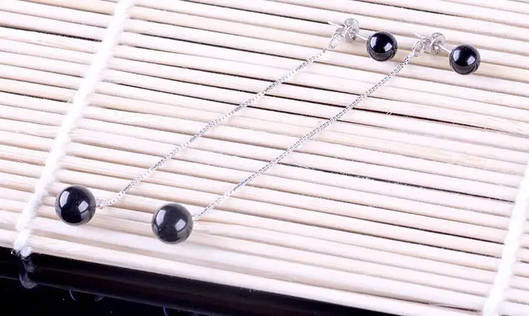 100% 925 sterling silver fashion rhinestone ladies`tassels long stud earrings jewelry female wedding gift drop shipping
100% 925 sterling silver fashion rhinestone ladies`tassels long stud earrings jewelry female wedding gift drop shipping