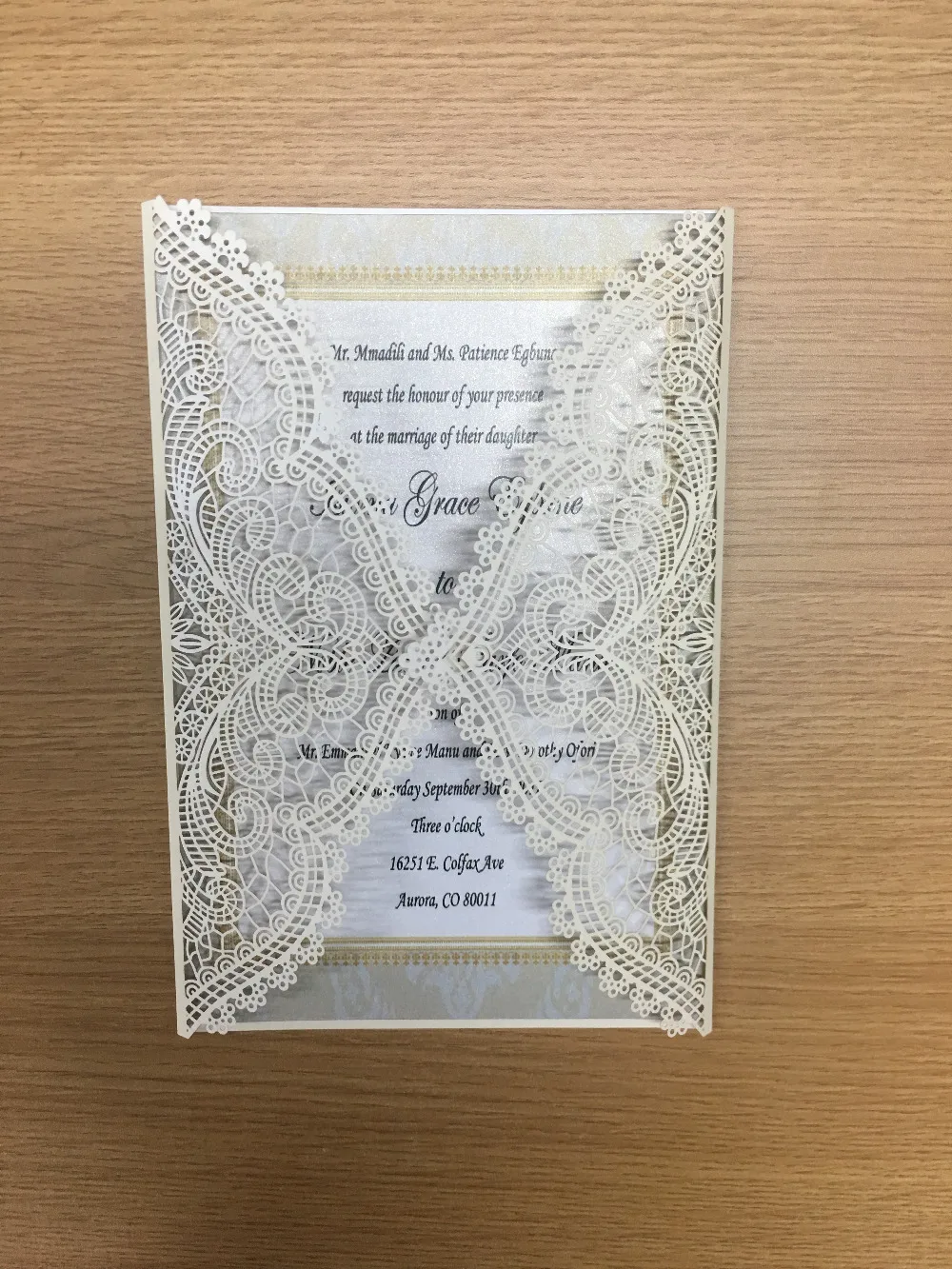 Newest fancy flower lace white laser cut card wedding invitations geometric shapes unique wedding decoration supply
Newest fancy flower lace white laser cut card wedding invitations geometric shapes unique wedding decoration supply