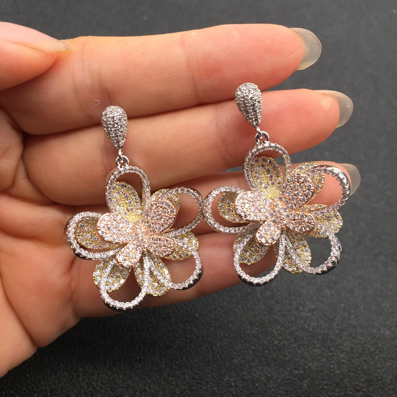Nankiya Luxury 3 Tone Colors Flower Earrings Trendy Cubic Zirconia Naija Wedding Party Earring Fashion Jewelry for Women NE905
Nankiya Luxury 3 Tone Colors Flower Earrings Trendy Cubic Zirconia Naija Wedding Party Earring Fashion Jewelry for Women NE905