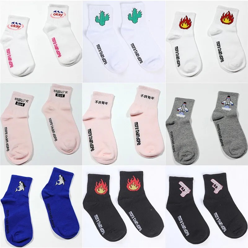 1Pair Novelty Funny Tape Banana Cactus Conch Lighting Korean Flag Cotton Socks Harajuku Women Men Cartoon Crew Socks
1Pair Novelty Funny Tape Banana Cactus Conch Lighting Korean Flag Cotton Socks Harajuku Women Men Cartoon Crew Socks