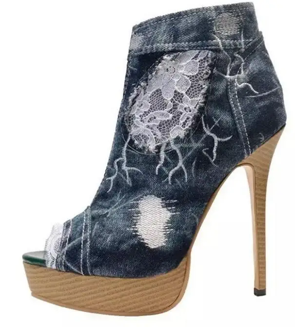 Rome style denim blue ankle boots lace flower embroidery platform boots for woman sexy open toe summer gladiator boots
Rome style denim blue ankle boots lace flower embroidery platform boots for woman sexy open toe summer gladiator boots