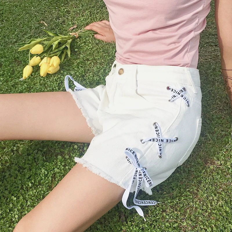 2018 Summer New Plus Size Fashion Women shorts Loose Size Casual Vintage Wild Wide leg Geans lady Summer Denim short L0114
2018 Summer New Plus Size Fashion Women shorts Loose Size Casual Vintage Wild Wide leg Geans lady Summer Denim short L0114