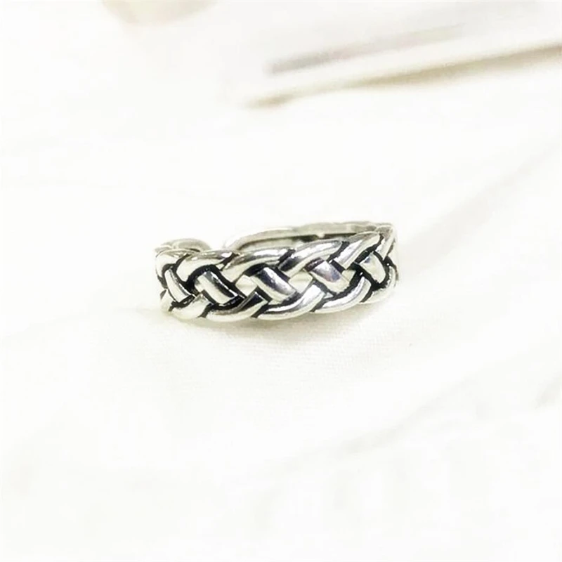 Sole Memory Retro Mini Chain Simple Thai Silver Creative Silver Color Female Resizable Opening Rings SRI346
Sole Memory Retro Mini Chain Simple Thai Silver Creative Silver Color Female Resizable Opening Rings SRI346