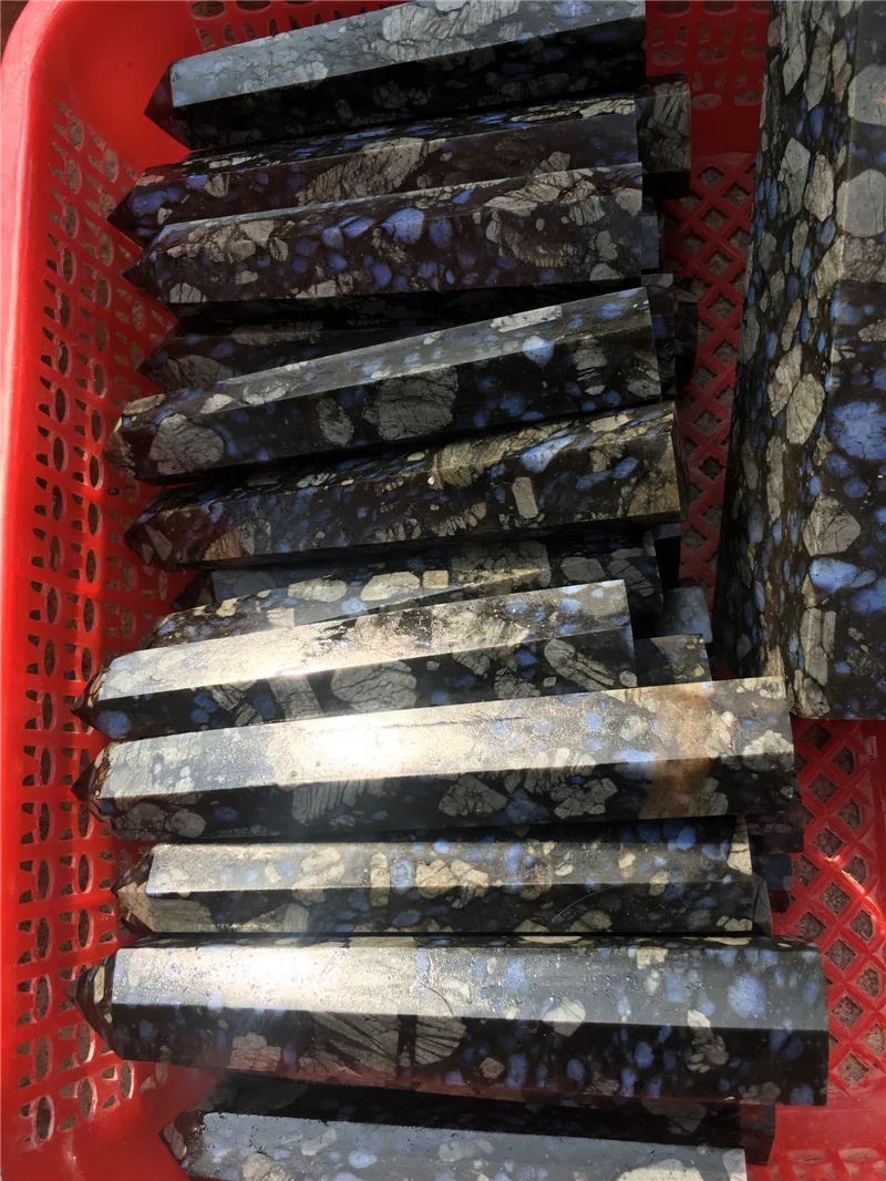 1Kg high quality energy stone big long size natural blue dots stone wand point healing crystal mineral for home decor wholesale
1Kg high quality energy stone big long size natural blue dots stone wand point healing crystal mineral for home decor wholesale
