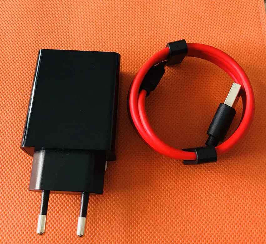 Original Charger Plug + type C Cable for Ulefone T1 Helio P25 Octa Core 5.5 inch FHD Free shipping
Original Charger Plug + type C Cable for Ulefone T1 Helio P25 Octa Core 5.5 inch FHD Free shipping