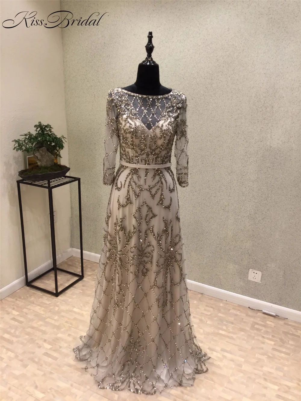 Stunning Beautiful 2018 Evening Dress Long Full Beading Tulle Party Gowns For Women Half Sleeve robe de soiree
Stunning Beautiful 2018 Evening Dress Long Full Beading Tulle Party Gowns For Women Half Sleeve robe de soiree