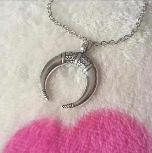 sl 0127 Crescent-shaped pendant bracelet fashion jewelry punk women wholesale 2017 hot retro clothing accessori | Украшения и