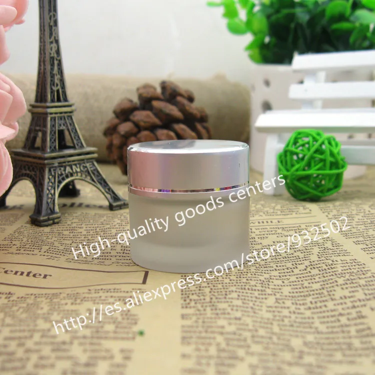 free shipping 15g frosted glass jars, 15ml frost cream jars, skin care cream bottles, 0.5 fl oz cosmetic containers 400pcs
free shipping 15g frosted glass jars, 15ml frost cream jars, skin care cream bottles, 0.5 fl oz cosmetic containers 400pcs