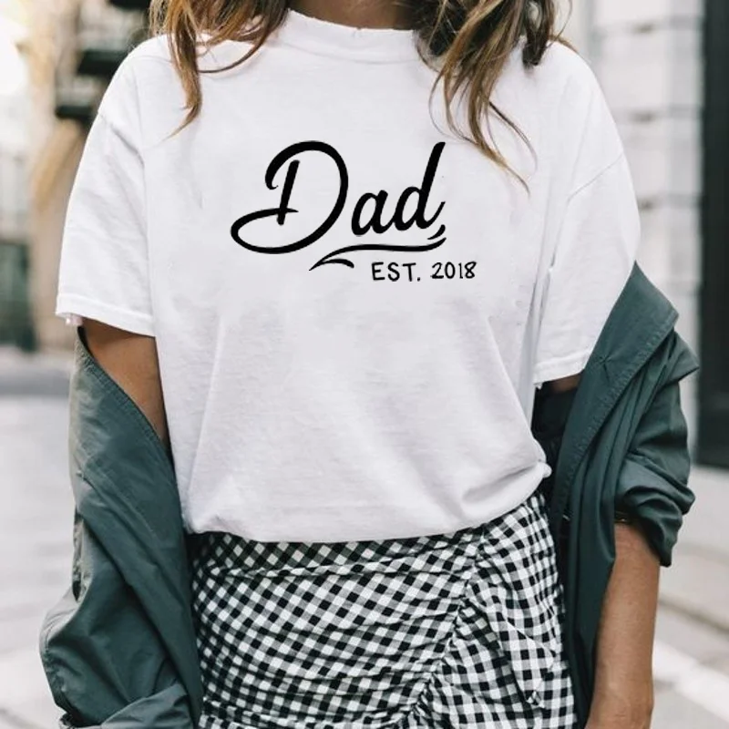 Модная рубашка Dad EST, Повседневная футболка с принтом, топы для пар, Симпатичные простые Стильные Смешные хлопковые футболки для гранж и tumblr, ...
Модная рубашка Dad EST, Повседневная футболка с принтом, топы для пар, Симпатичные простые Стильные Смешные хлопковые футболки для гранж и tumblr, ...