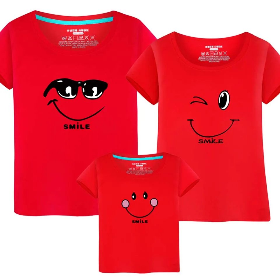 14 Colors Family Clothing Outfits Matching Cotton Kids Suits Cartoon Smile T shirt 2018 Summer Top Family look t-shirt Tees
14 Colors Family Clothing Outfits Matching Cotton Kids Suits Cartoon Smile T shirt 2018 Summer Top Family look t-shirt Tees