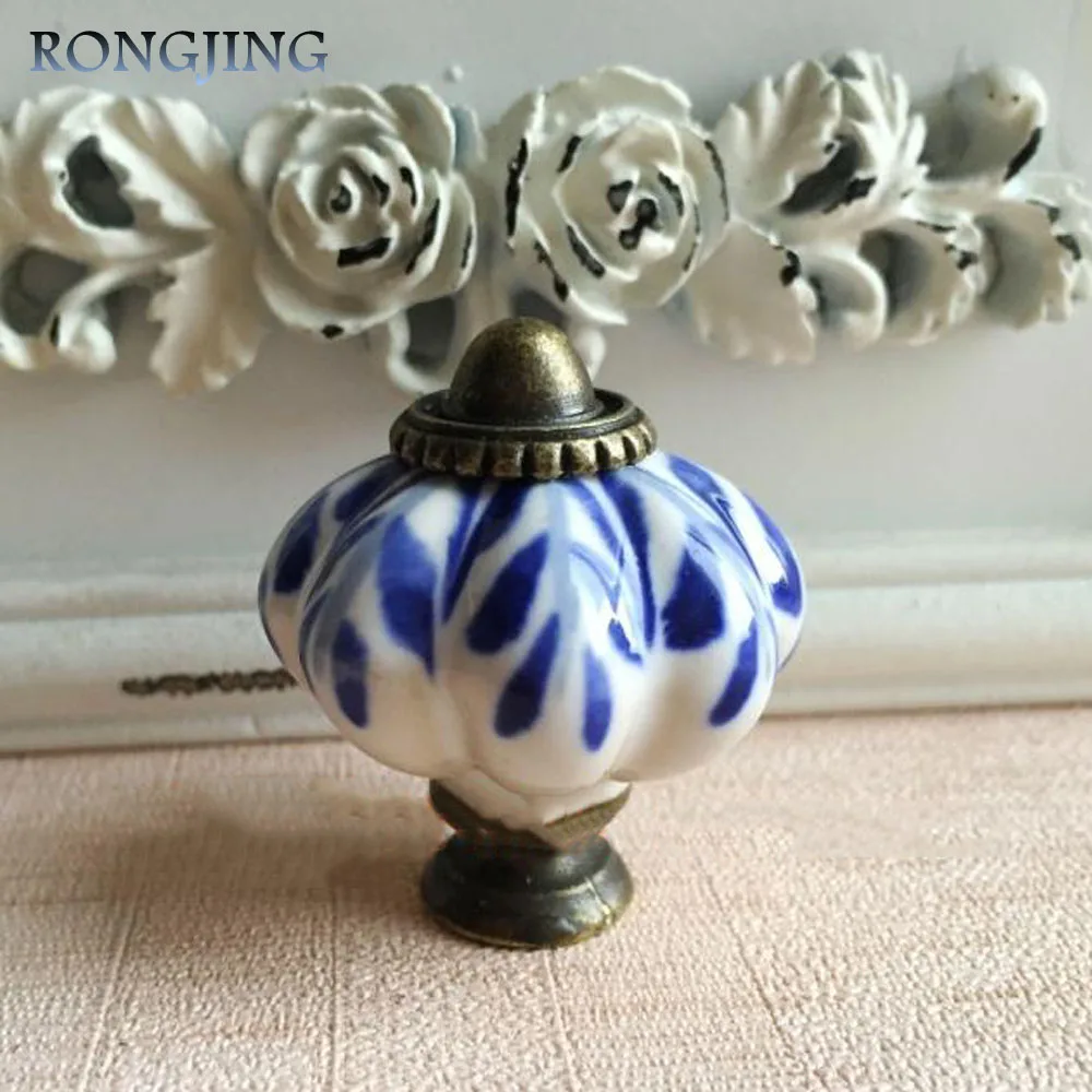 

Blue and White Ceramic Cabinet Drawer Knobs Porcelain Kids Wardrobe Handles Furniture Dresser Closet Cupboard Rural Vintage Pull