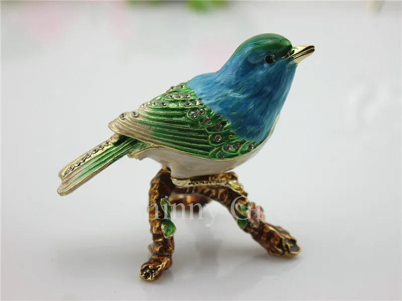 bird jeweled box gold Trinket Box decorative vintage box bird home decoration pewter ornament giftware Metal craft ring holder
bird jeweled box gold Trinket Box decorative vintage box bird home decoration pewter ornament giftware Metal craft ring holder