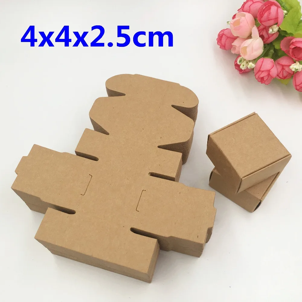 50pcs kraft Paper Favor Candy Box Brown Square Cardboard Boxes For Packaging Gift Box Party Supplies
50pcs kraft Paper Favor Candy Box Brown Square Cardboard Boxes For Packaging Gift Box Party Supplies