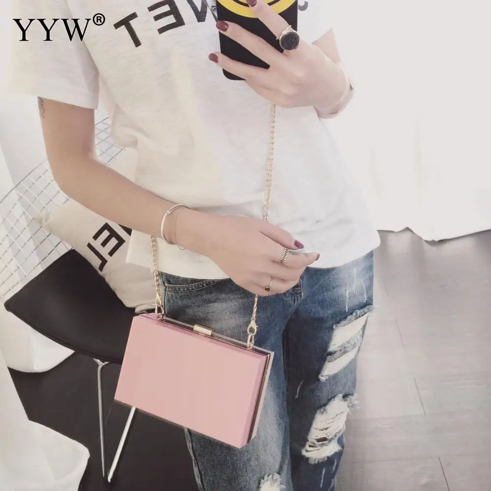 Transparent Clutch Women jelly color Shoulder bags for women 2019 fashion mini Chain Evening Bag For Party clutches purse female
Transparent Clutch Women jelly color Shoulder bags for women 2019 fashion mini Chain Evening Bag For Party clutches purse female