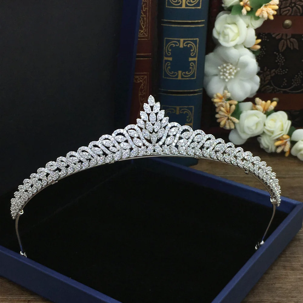 Zircon Princess Wedding Crown Bridal Tiara Bride Hair Jewelry Tiaras And Crowns Diademe Couronne De Mariage WIGO1365
Zircon Princess Wedding Crown Bridal Tiara Bride Hair Jewelry Tiaras And Crowns Diademe Couronne De Mariage WIGO1365