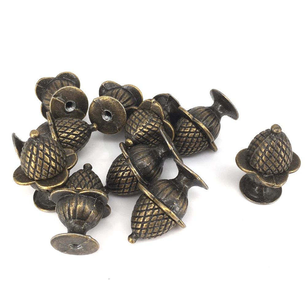 31mmx22mm Retro Style Cupboard Dresser Door Pull Cabinet Knobs and Handles Furniture Hardware
31mmx22mm Retro Style Cupboard Dresser Door Pull Cabinet Knobs and Handles Furniture Hardware