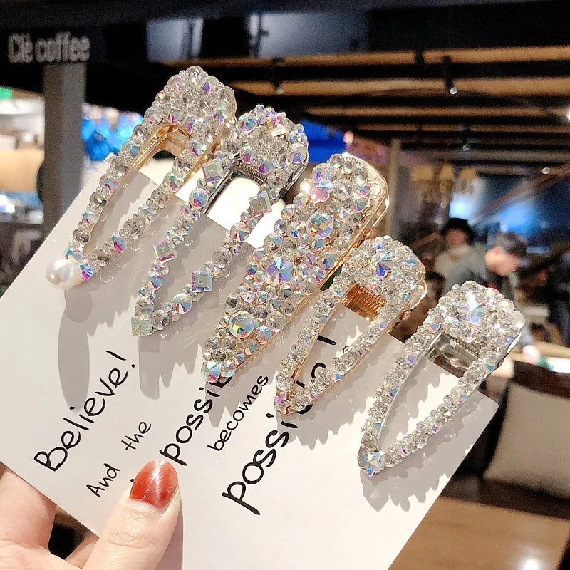 Fashion Women Hair Accessories Korean Style Imitation Pearl Crystal Hair Clips for Girls Women Handmade Hairpin Barette Headwear
Fashion Women Hair Accessories Korean Style Imitation Pearl Crystal Hair Clips for Girls Women Handmade Hairpin Barette Headwear