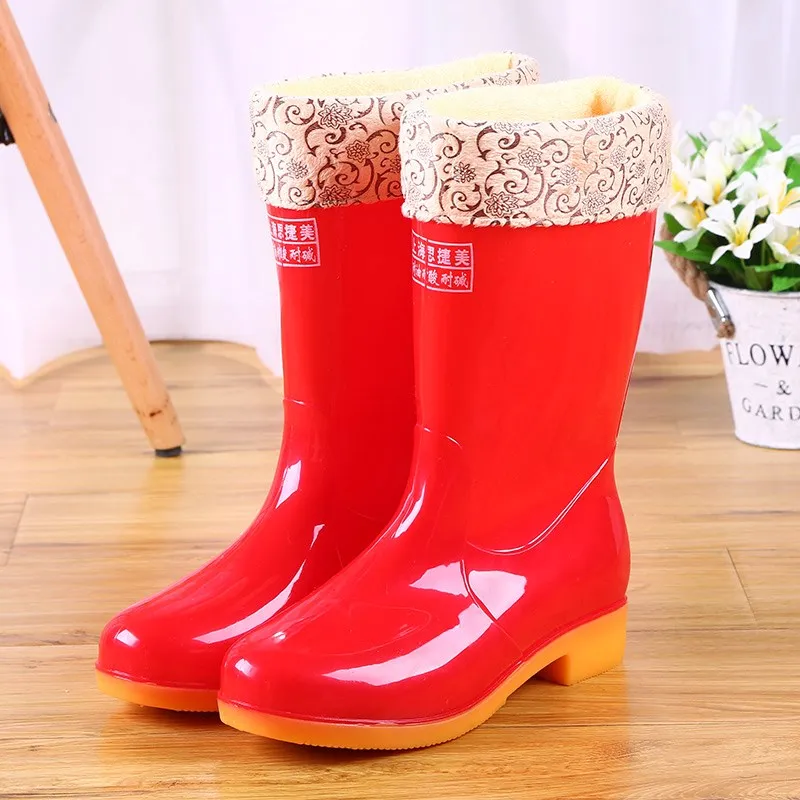 Winter Fur Warm Women Rainboots Platform Pvc High Quality Female Rainning Boots Slip-on Mid-calf Girl Boots
Winter Fur Warm Women Rainboots Platform Pvc High Quality Female Rainning Boots Slip-on Mid-calf Girl Boots