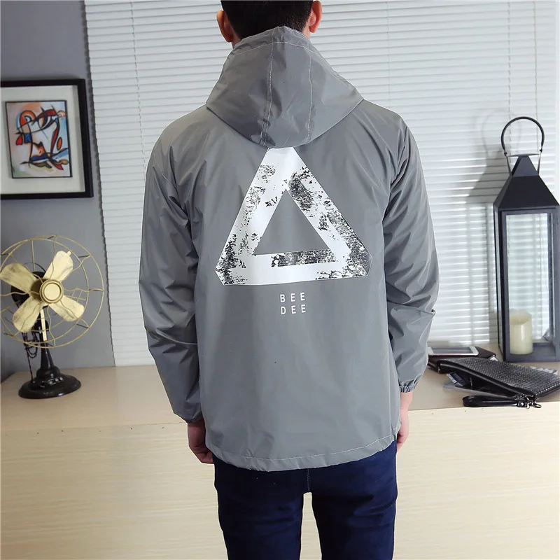 Men jacket casual hiphop windbreaker reflective jacket brand men and women lovers coat hooded fluorescent clothing sportwear
Men jacket casual hiphop windbreaker reflective jacket brand men and women lovers coat hooded fluorescent clothing sportwear
