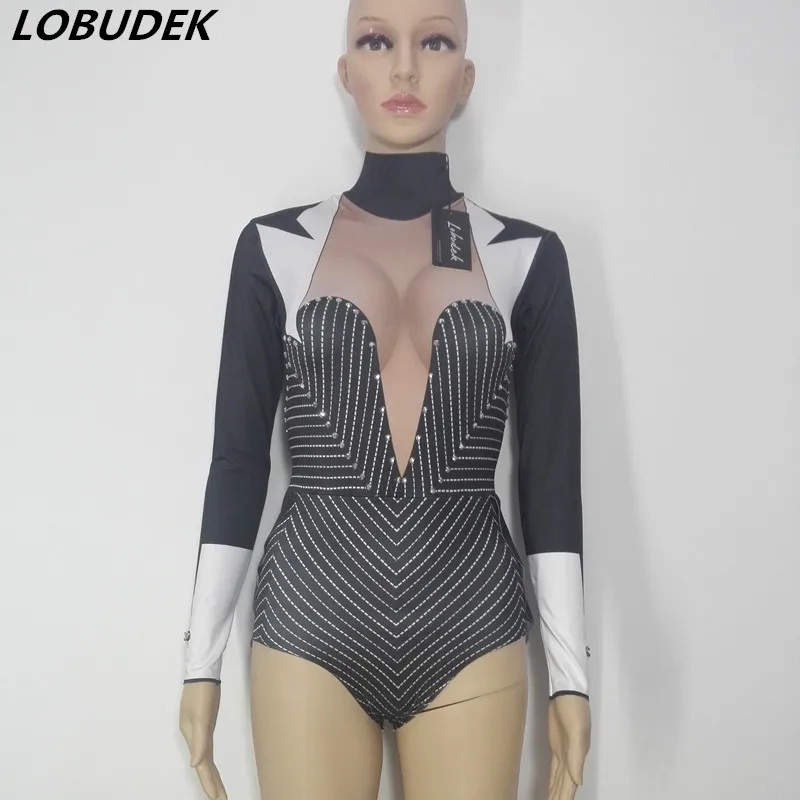 Black Bright Crystals Bodysuit Leotard Jumpsuit Nightclub Novelty Female Singer Modern Jazz DJ DS Sexy Costumes Bar performance
Black Bright Crystals Bodysuit Leotard Jumpsuit Nightclub Novelty Female Singer Modern Jazz DJ DS Sexy Costumes Bar performance