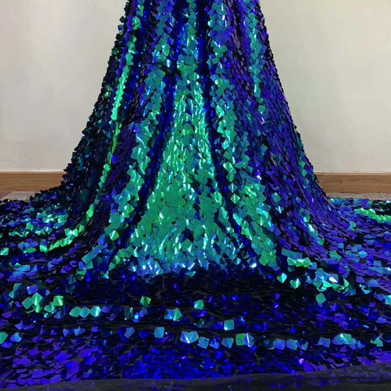1 Yard New laser square sequins mesh fabric french designer gradually changes color net fabric lace gauze cloth material
1 Yard New laser square sequins mesh fabric french designer gradually changes color net fabric lace gauze cloth material