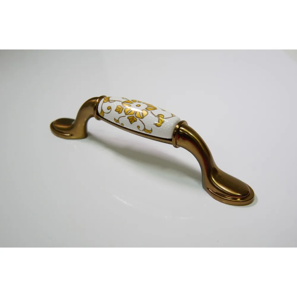 Wholesale 10pcs lot vintage cabinet knobs and handles,kitchen door handles and knobs,kitchen cabinet handles
Wholesale 10pcs lot vintage cabinet knobs and handles,kitchen door handles and knobs,kitchen cabinet handles