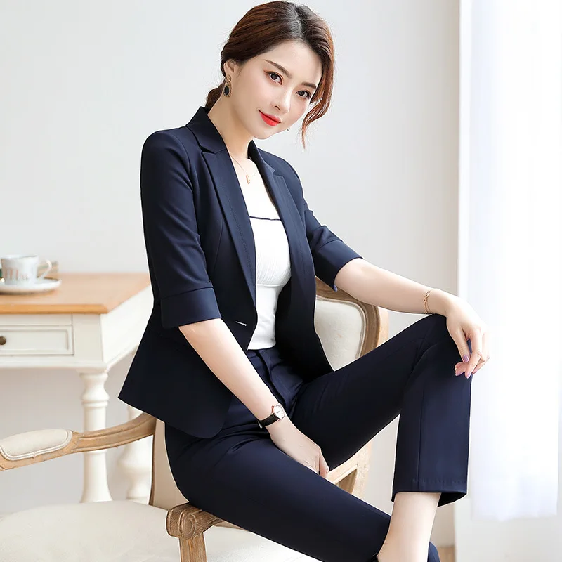 Set female 2019 summer casual fashion professional small West slim trousers and suspender temperament women's three-piece summer
Set female 2019 summer casual fashion professional small West slim trousers and suspender temperament women's three-piece summer