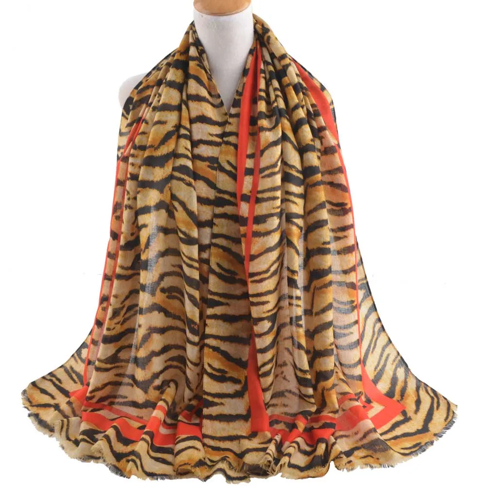 Echarpes femme 2019,shawl striped,twill cotton tiger print head scarf,animal print scarf,ponchos and capes,foulard femme sjaal
Echarpes femme 2019,shawl striped,twill cotton tiger print head scarf,animal print scarf,ponchos and capes,foulard femme sjaal