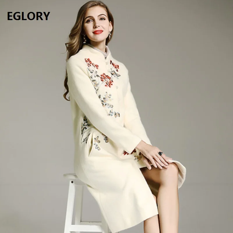 New Brand 2018 Winter Wool Long Jackets Women Luxurious Embroidery Single Breasted Long Sleeve Warm Woolen Outerwear Jacket 3XL
New Brand 2018 Winter Wool Long Jackets Women Luxurious Embroidery Single Breasted Long Sleeve Warm Woolen Outerwear Jacket 3XL