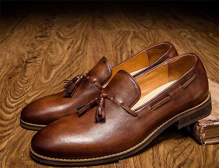 Autumn leather men's shoes British casual tassel men's singles full grain leather slip-on shoes men's fashion
Autumn leather men's shoes British casual tassel men's singles full grain leather slip-on shoes men's fashion