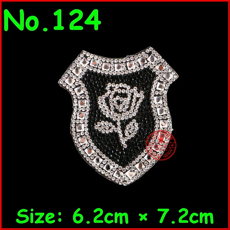 1 pcs Rose Skull Hot fix Rhinestones Beads Motif Iron On Patches Crystal Jewelry For Kids Women Wedding Clothes Dress T-Shirt
1 pcs Rose Skull Hot fix Rhinestones Beads Motif Iron On Patches Crystal Jewelry For Kids Women Wedding Clothes Dress T-Shirt