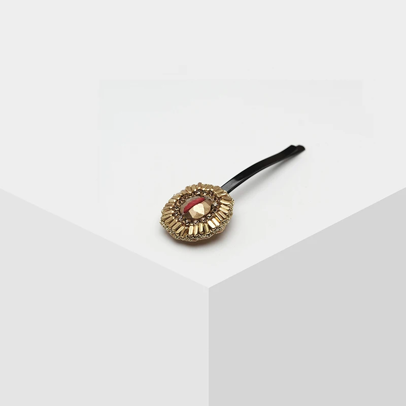 Amorita boutique Handmade beaded jewelry exquisite round nationality wind hair card
Amorita boutique Handmade beaded jewelry exquisite round nationality wind hair card