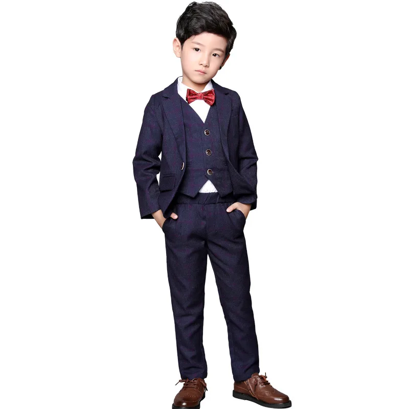 New Boys Fashion Formal Suits for Wedding Kids Plaid Blazer Vest Trousers 3pcs Set with Bow Tie Gentleman Children Party Costume
New Boys Fashion Formal Suits for Wedding Kids Plaid Blazer Vest Trousers 3pcs Set with Bow Tie Gentleman Children Party Costume