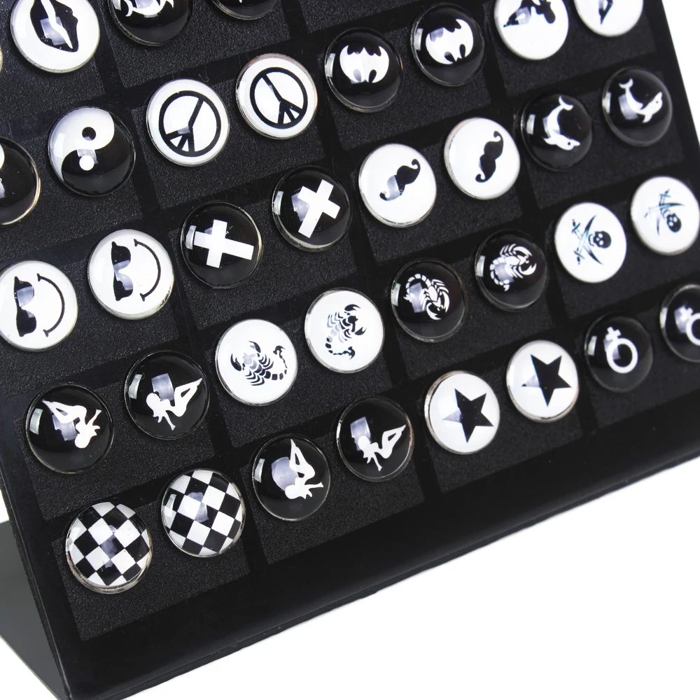 SLZBCY 36 pairs/set Punk Skull Leaf Star Small Stud Earrings Sets Woman Men White Black Acrylic Round Earring Party Jewelry
SLZBCY 36 pairs/set Punk Skull Leaf Star Small Stud Earrings Sets Woman Men White Black Acrylic Round Earring Party Jewelry