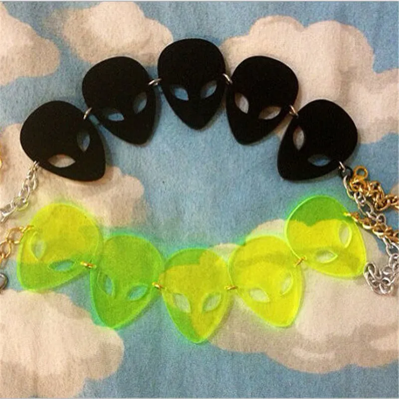 New Fashion Alien Short Necklace Clear Black Acrylic Necklace Night Club Punk Hyperbole Acrylic Pendant Neckalce for Women
New Fashion Alien Short Necklace Clear Black Acrylic Necklace Night Club Punk Hyperbole Acrylic Pendant Neckalce for Women