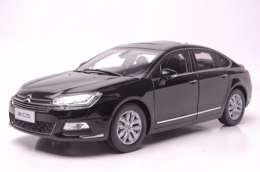 1:18 литья под давлением модели для Citroen C5 2013 Черный седан Игрушечная машина из сплава миниатюрный коллекция подарок
1:18 литья под давлением модели для Citroen C5 2013 Черный седан Игрушечная машина из сплава миниатюрный коллекция подарок