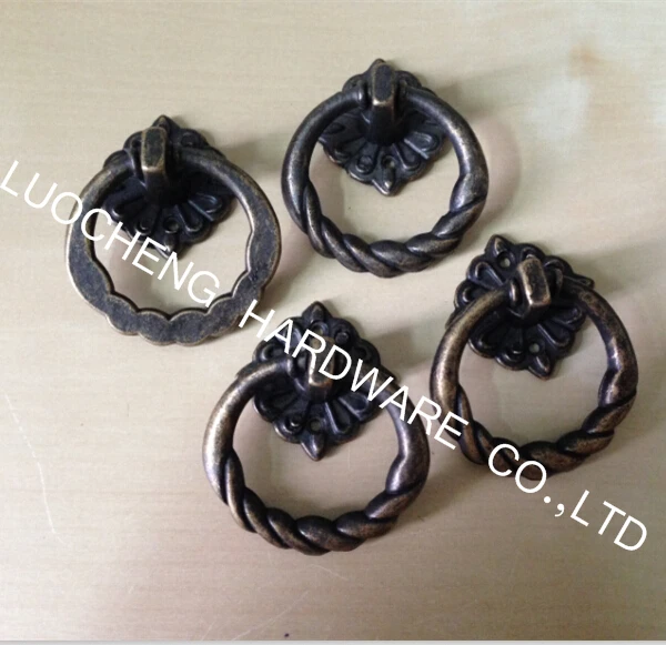 50PCS/LOT FREE SHIPPING 30mmX41mm ANTIQUE STYLE RING HANDLE CABINET ZINC ALLOY HANDLE WITH ANTIQUE BRASS FINISH
50PCS/LOT FREE SHIPPING 30mmX41mm ANTIQUE STYLE RING HANDLE CABINET ZINC ALLOY HANDLE WITH ANTIQUE BRASS FINISH