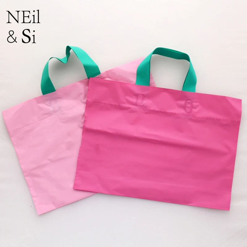 Pink Green Plastic Gift Bag Wedding Party Favor Fashion Shopping Mall Grocery Store use Candy Packaging Bags Free shipping
Pink Green Plastic Gift Bag Wedding Party Favor Fashion Shopping Mall Grocery Store use Candy Packaging Bags Free shipping