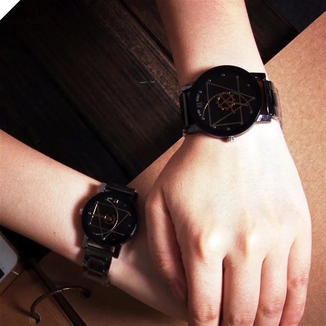 2021 New Fashion Brand Round Dial Black Couple Watch Men Luxury Stainless Steel Casual Quartz Watch Relogio Masculino Clock Hot
2021 New Fashion Brand Round Dial Black Couple Watch Men Luxury Stainless Steel Casual Quartz Watch Relogio Masculino Clock Hot