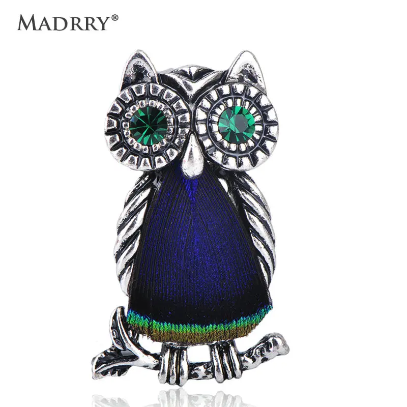 Madrry Special Peacock feather Body Owl Shape Brooches Vintage Crystal Sweater Coat Decoration Lapel Pins Plume Animal Jewelry
Madrry Special Peacock feather Body Owl Shape Brooches Vintage Crystal Sweater Coat Decoration Lapel Pins Plume Animal Jewelry